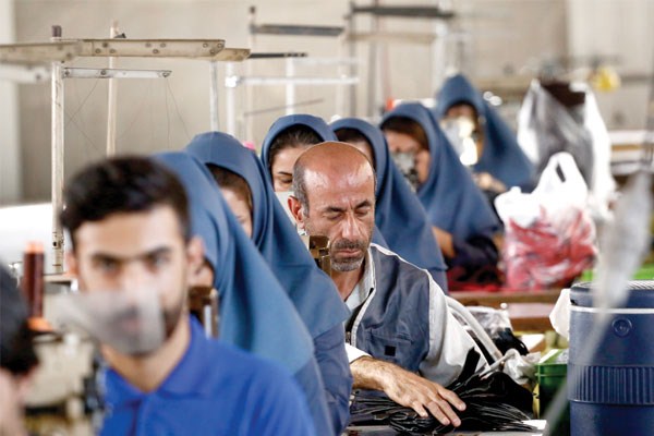 مطالبه سهم ایران از تجارت جهانی پوشاک