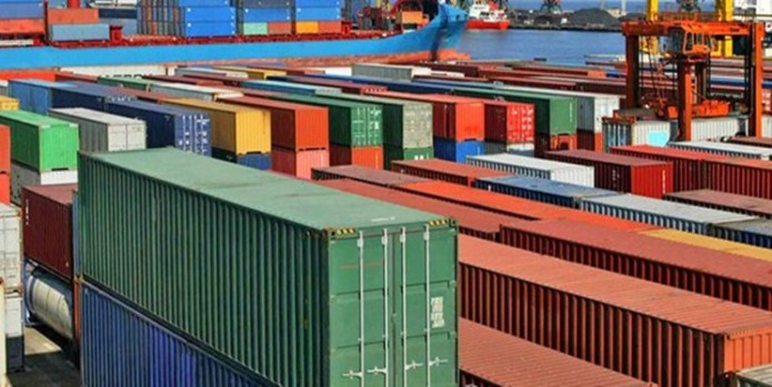 رشد ۵ درصدی صادرات در نیمه اول امسال