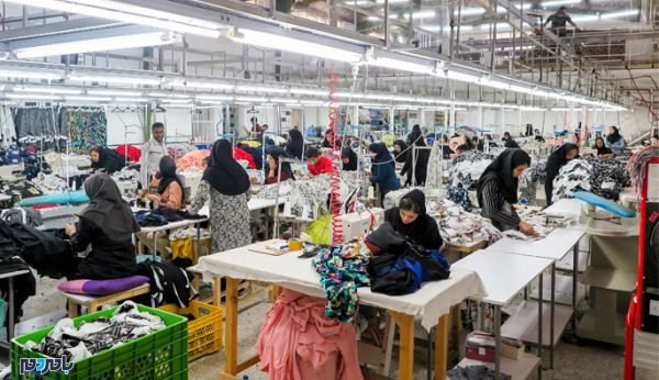 تبدیل منطقه آزاد انزلی به قطب تولید پوشاک کشور