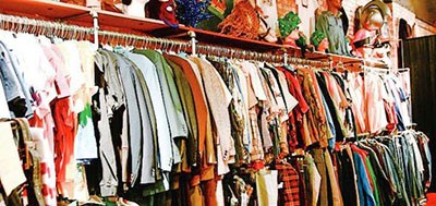 ممنوعیت واردات پوشاک توجیه اقتصادی دارد
