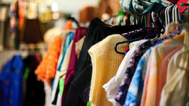 کم رونقی بازار پوشاک در آستانه شب عید/ دستفروشان نظام بازار را تحت تاثیر قرار داده‌اند