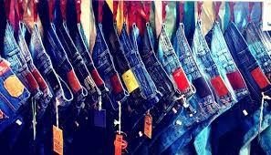 زخم قاچاق و برندهای تقلبی روی چهره پوشاک ایرانی زخم قاچاق و برندهای تقلبی روی چهره پوشاک ایرانی