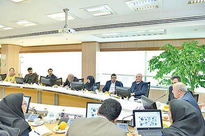 واکنش بخشخصوصی به تفکیک صنعت و تجارت واکنش بخشخصوصی به تفکیک صنعت و تجارت