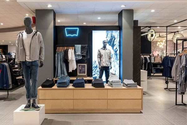 برندهای معروف پوشاک با اجناس درجه سوم! برندهای معروف پوشاک با اجناس درجه سوم!