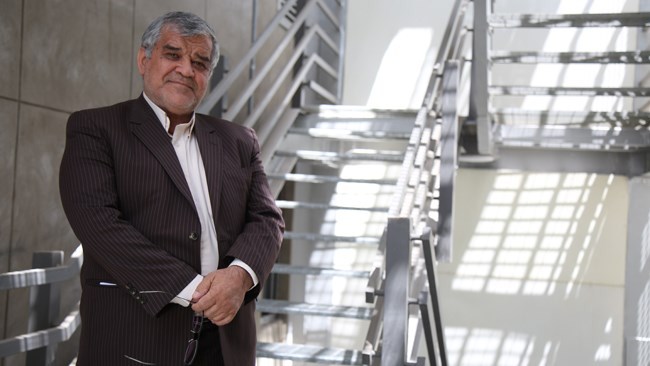 مانع اصلی رونق تولید، عدم تطابق مقررات با شرایط روز اقتصادی کشور است مانع اصلی رونق تولید، عدم تطابق مقررات با شرایط روز اقتصادی کشور است