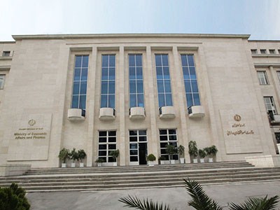 اولویت های 100 روز اول کار وزارت اقتصاد و دارایی از نظر چهار عضو هیئت نمایندگان اتاق تهران اولویت های 100 روز اول کار وزارت اقتصاد و دارایی از نظر چهار عضو هیئت نمایندگان اتاق تهران