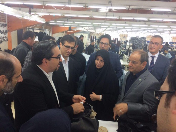 صادرات نخستین محموله پوشاک تولید ایران به ۳۶ کشور جهان صادرات نخستین محموله پوشاک تولید ایران به ۳۶ کشور جهان