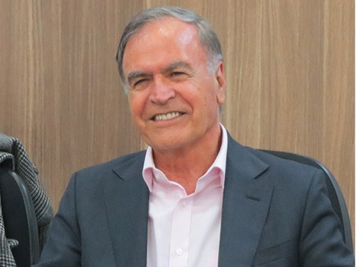 فرصت سازی از تحریمها برای توجه به تولیدات غیرنفتی فرصت سازی از تحریمها برای توجه به تولیدات غیرنفتی