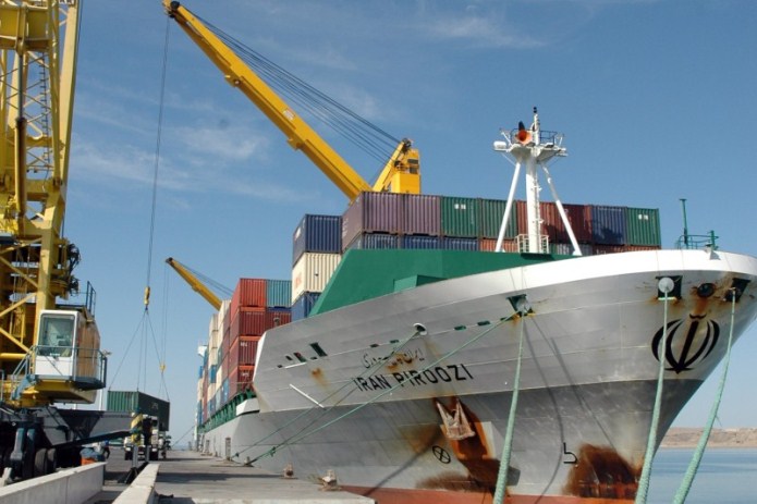 معافیت ثبت سفارش واردات ۳ هزار قلم کالا به مناطق آزاد معافیت ثبت سفارش واردات ۳ هزار قلم کالا به مناطق آزاد