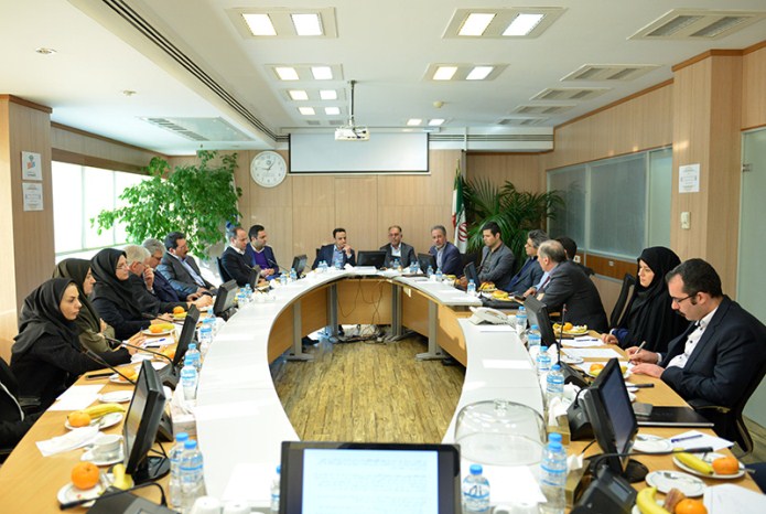 تردید فعالان اقتصادی از طرح گواهی سپرده ارزی تردید فعالان اقتصادی از طرح گواهی سپرده ارزی