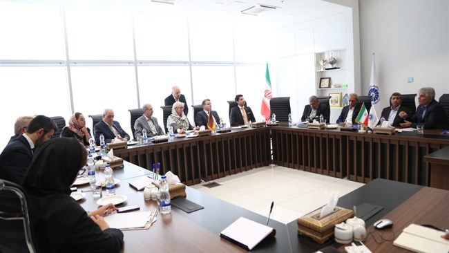 اتاق ایران و اتاق بازرگانی و صنایع ایران و آلمان به دنبال تقویت تجارت دوجانبه اتاق ایران و اتاق بازرگانی و صنایع ایران و آلمان به دنبال تقویت تجارت دوجانبه