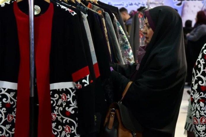 صنعت نساجی و پوشاک با مشکل جدی نقدینگی و مواد اولیه روبروست صنعت نساجی و پوشاک با مشکل جدی نقدینگی و مواد اولیه روبروست