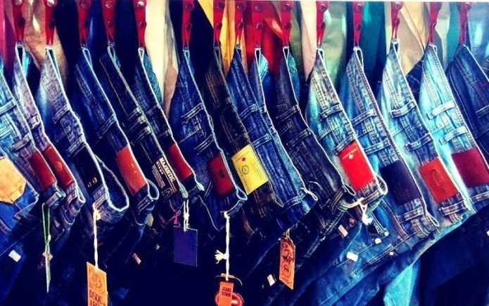 12 برند محرز قاچاق در البرز جمع آوری شد 12 برند محرز قاچاق در البرز جمع آوری شد