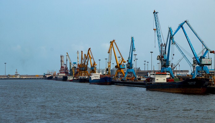 واکنش مجلس به نبود مدیریت یکپارچه در مناطق آزاد واکنش مجلس به نبود مدیریت یکپارچه در مناطق آزاد