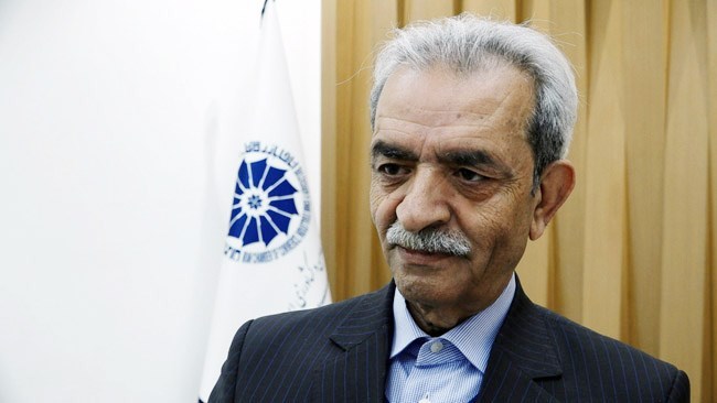 همچنان با ارز 4200 تومانی مخالفیم همچنان با ارز 4200 تومانی مخالفیم