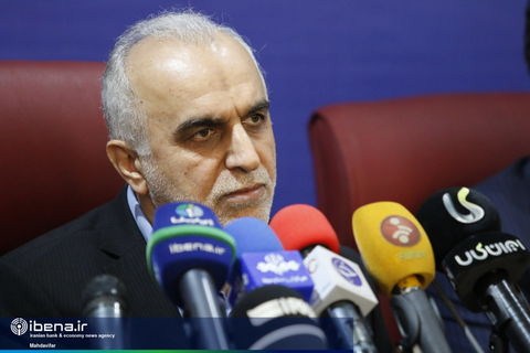 برای صادرات غیرنفتی فرش قرمز پهن میکنیم برای صادرات غیرنفتی فرش قرمز پهن میکنیم