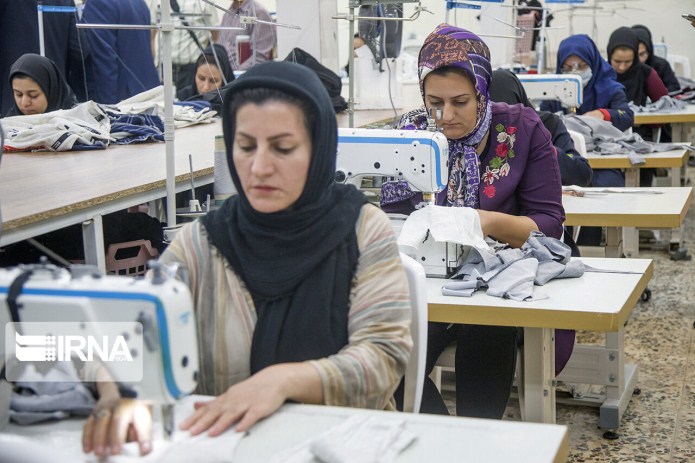 صدور ۱۰۰ میلیارد تومان ضمانت نامه در فاز نخست طرح ملی پوشاک صدور ۱۰۰ میلیارد تومان ضمانت نامه در فاز نخست طرح ملی پوشاک