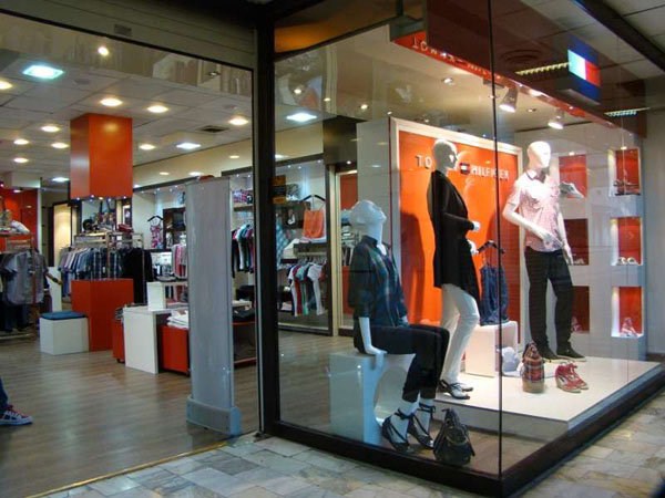 آغاز مجدد طرح برخورد با عرضه کنندگان پوشاک قاچاق آغاز مجدد طرح برخورد با عرضه کنندگان پوشاک قاچاق