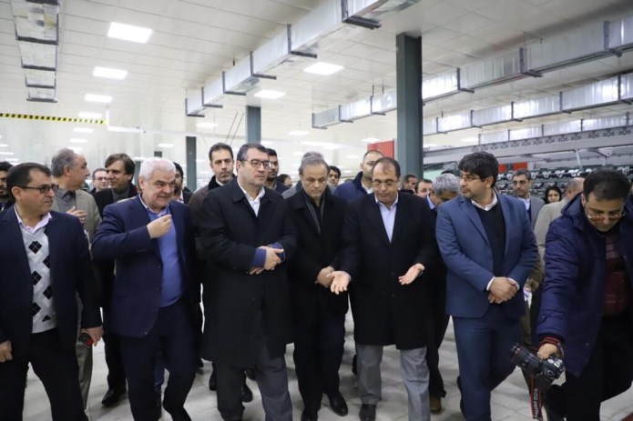 ۹۰ درصد پوشاک مورد نیاز در داخل کشور تولید میشود ۹۰ درصد پوشاک مورد نیاز در داخل کشور تولید میشود