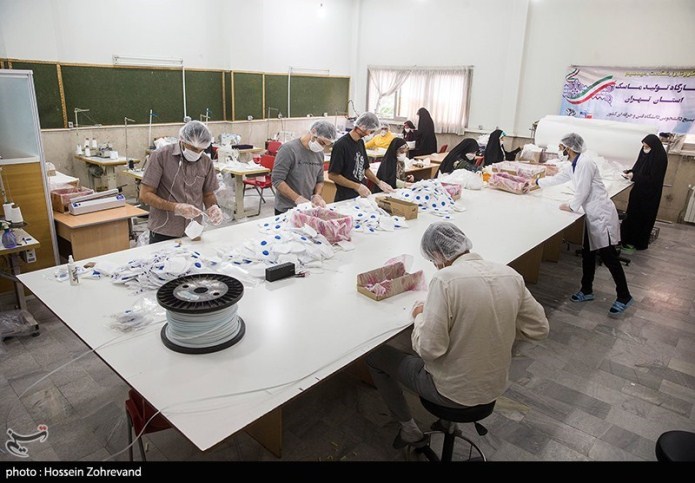 تنها راه نجات صنعت نساجی در شرایط فعلی صادرات البسه بیمارستانی است تنها راه نجات صنعت نساجی در شرایط فعلی صادرات البسه بیمارستانی است