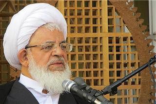 باید به صنایع خرد از جمله تولید پوشاک توجه کرد باید به صنایع خرد از جمله تولید پوشاک توجه کرد