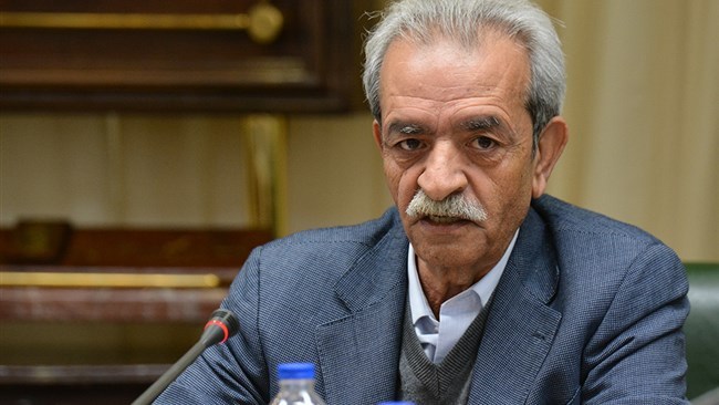 تکرار سیاستهای ارزی گذشته، به حذف صادرکنندگان با اصالت منجر شده است تکرار سیاستهای ارزی گذشته، به حذف صادرکنندگان با اصالت منجر شده است