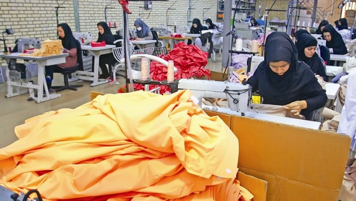 چرا صنعت نساجی رو به افول گذاشته است؟ چرا صنعت نساجی رو به افول گذاشته است؟