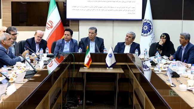 ✅محدودیت تامین مالی و فشارهای مالیاتی به تولید ضربه زده است ✅محدودیت تامین مالی و فشارهای مالیاتی به تولید ضربه زده است