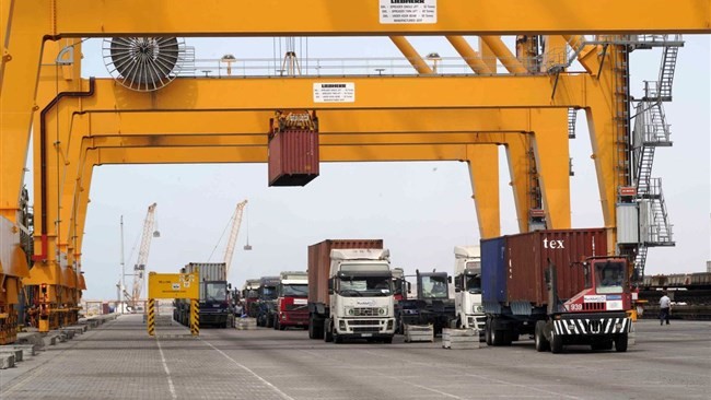 مشکل رفع تعهد ارزی صادرات از محل ورود موقت حل شد مشکل رفع تعهد ارزی صادرات از محل ورود موقت حل شد