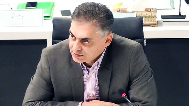 سه ابهام سامانه ارز تجاری/ نگرانی صادرکنندگان از تعیین نرخ ارز توسط بانک مرکزی سه ابهام سامانه ارز تجاری/ نگرانی صادرکنندگان از تعیین نرخ ارز توسط بانک مرکزی