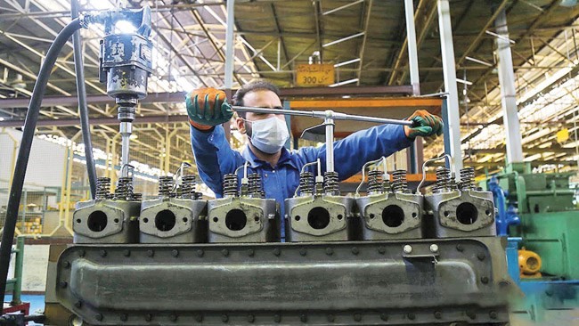 ۷ چالش اصلی تولید در شهریور؛ از نقدینگی تا نیروی کار ۷ چالش اصلی تولید در شهریور؛ از نقدینگی تا نیروی کار