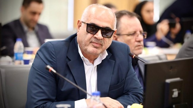 تعهدات ارزی ظلم به صادرات و صادرکننده است تعهدات ارزی ظلم به صادرات و صادرکننده است