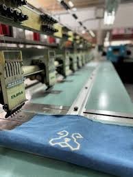 پارمین جامه؛ مهندسی دقیق تولید جین در ایران پارمین جامه؛ مهندسی دقیق تولید جین در ایران